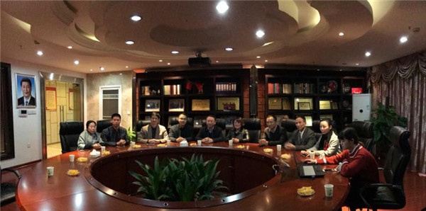 赣州市政府副秘书长李国泉一行莅临章贡区民融登指导交流工作